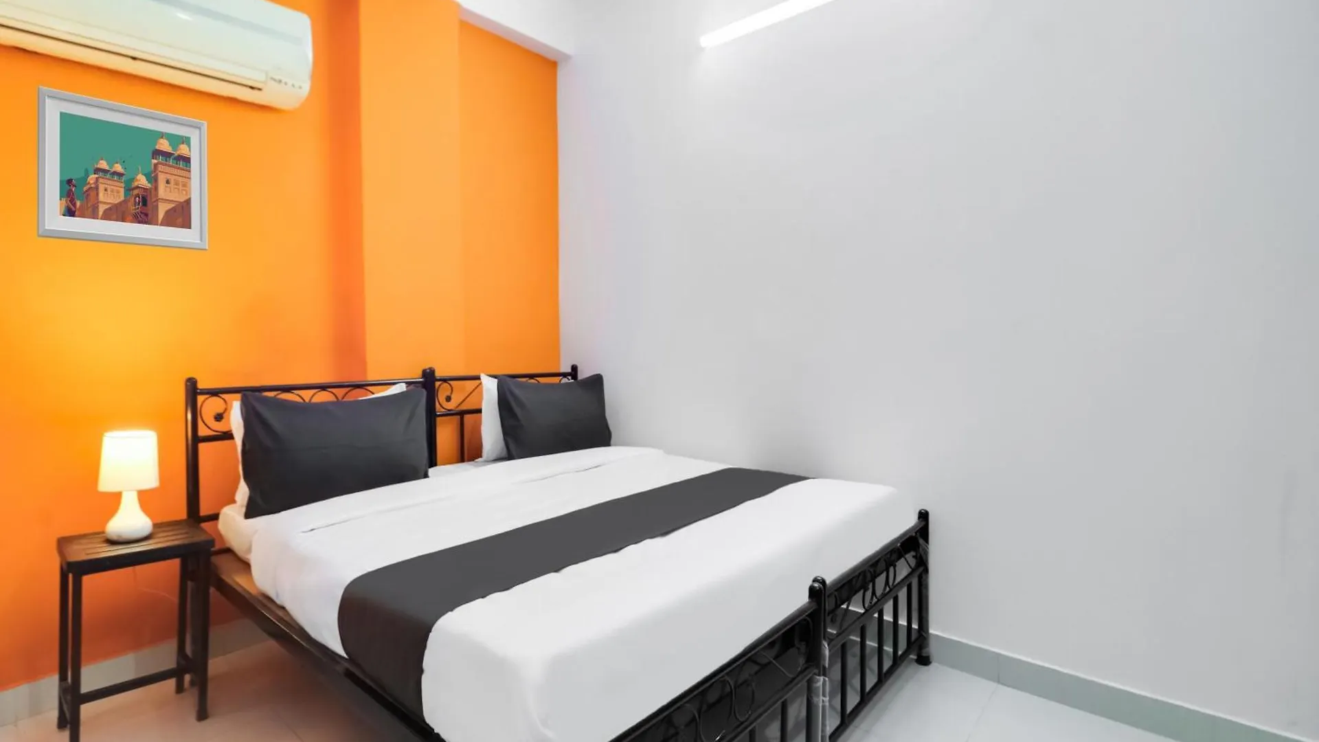 Hotel O Dev Palace Delhi