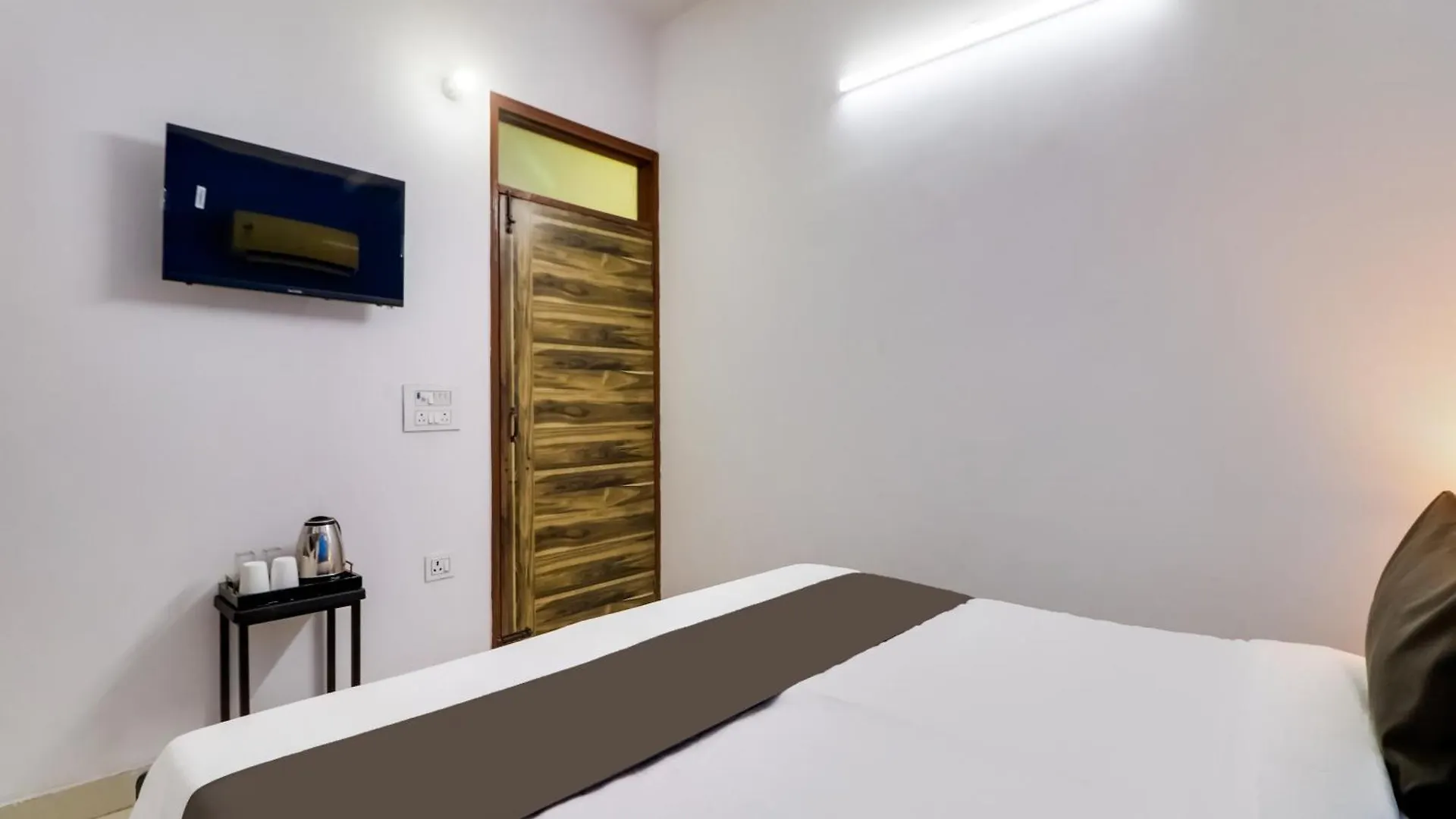 Hotel O Dev Palace Delhi  3*, Delhi (National Capital Territory of India) India